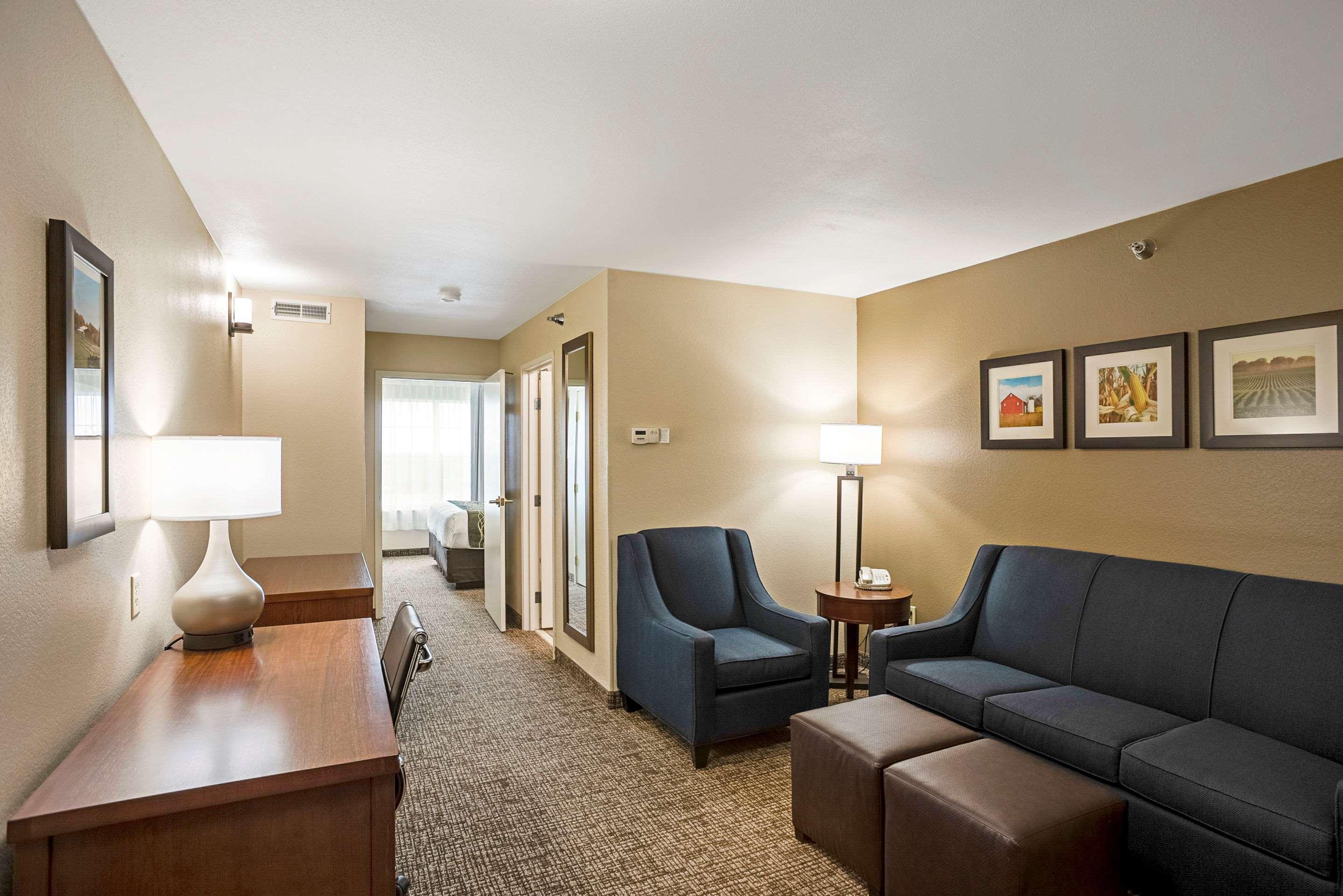 Comfort Inn & Suites Independence Екстериор снимка