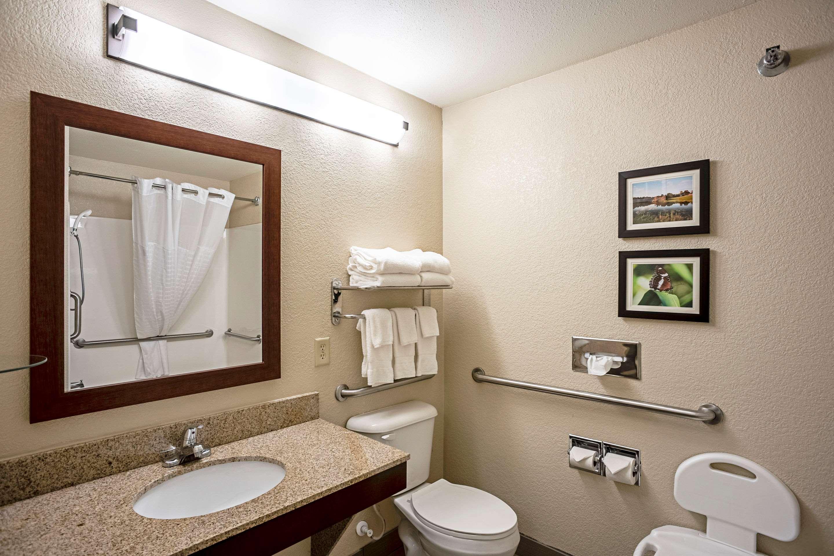Comfort Inn & Suites Independence Екстериор снимка