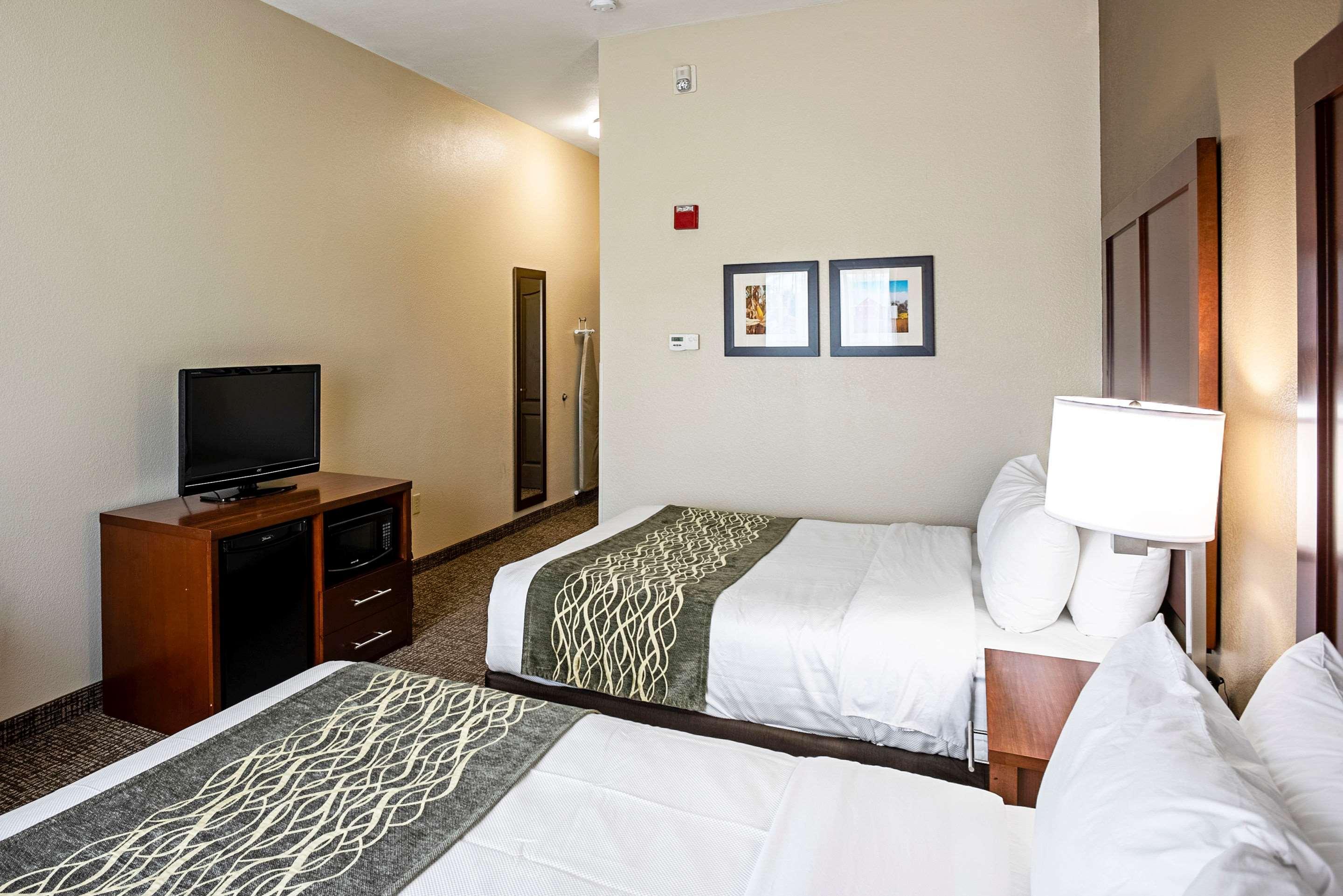 Comfort Inn & Suites Independence Екстериор снимка