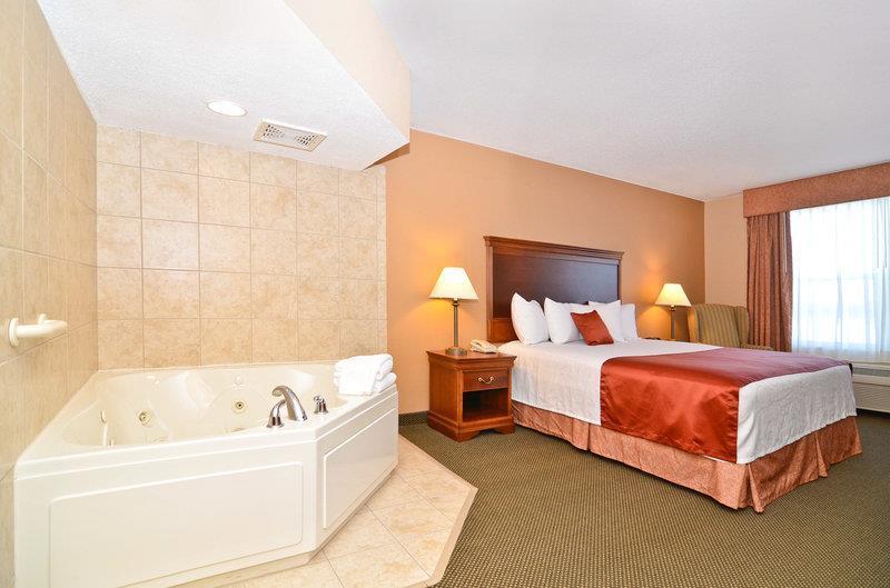 Comfort Inn & Suites Independence Стая снимка